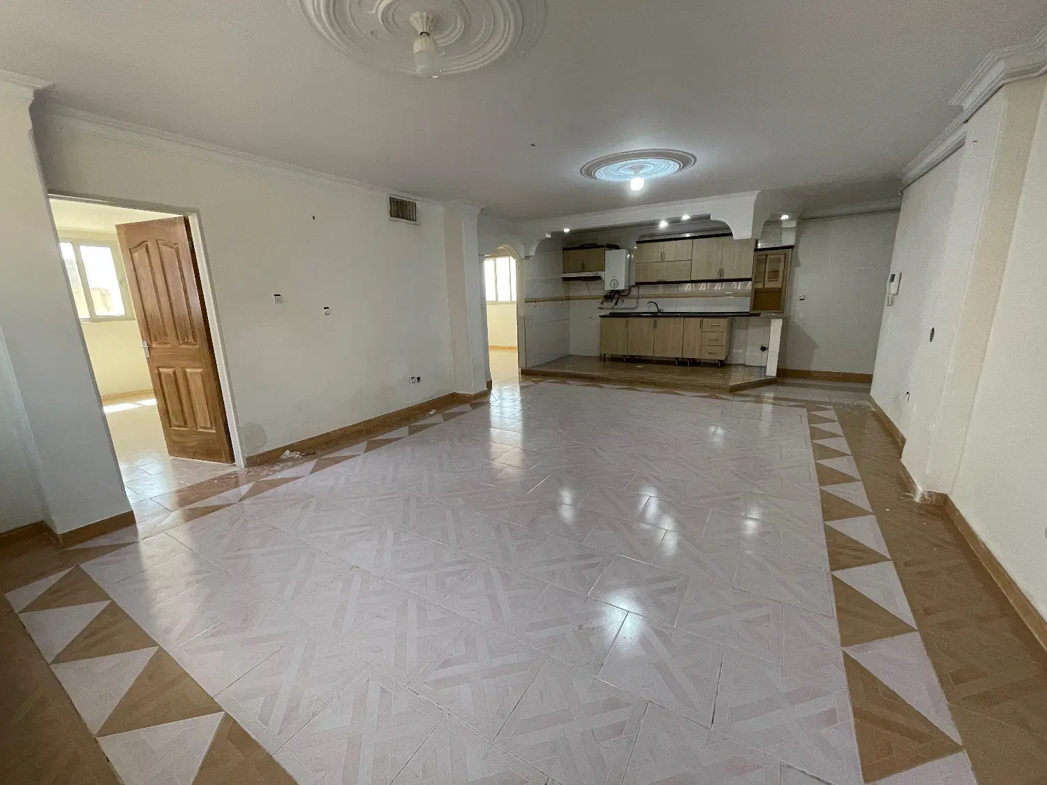 اپارتمان۱۱۰متری