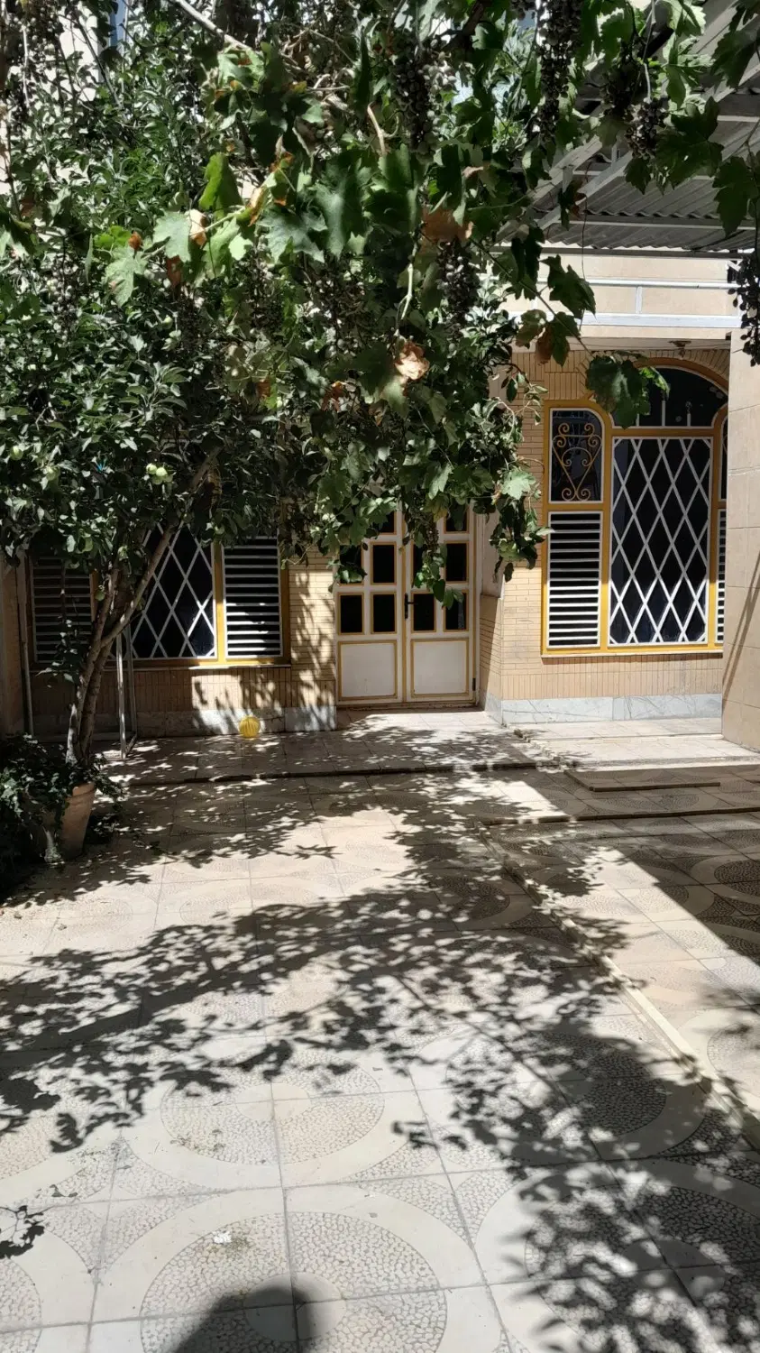 اجاره و فروش منزل پاستور۴