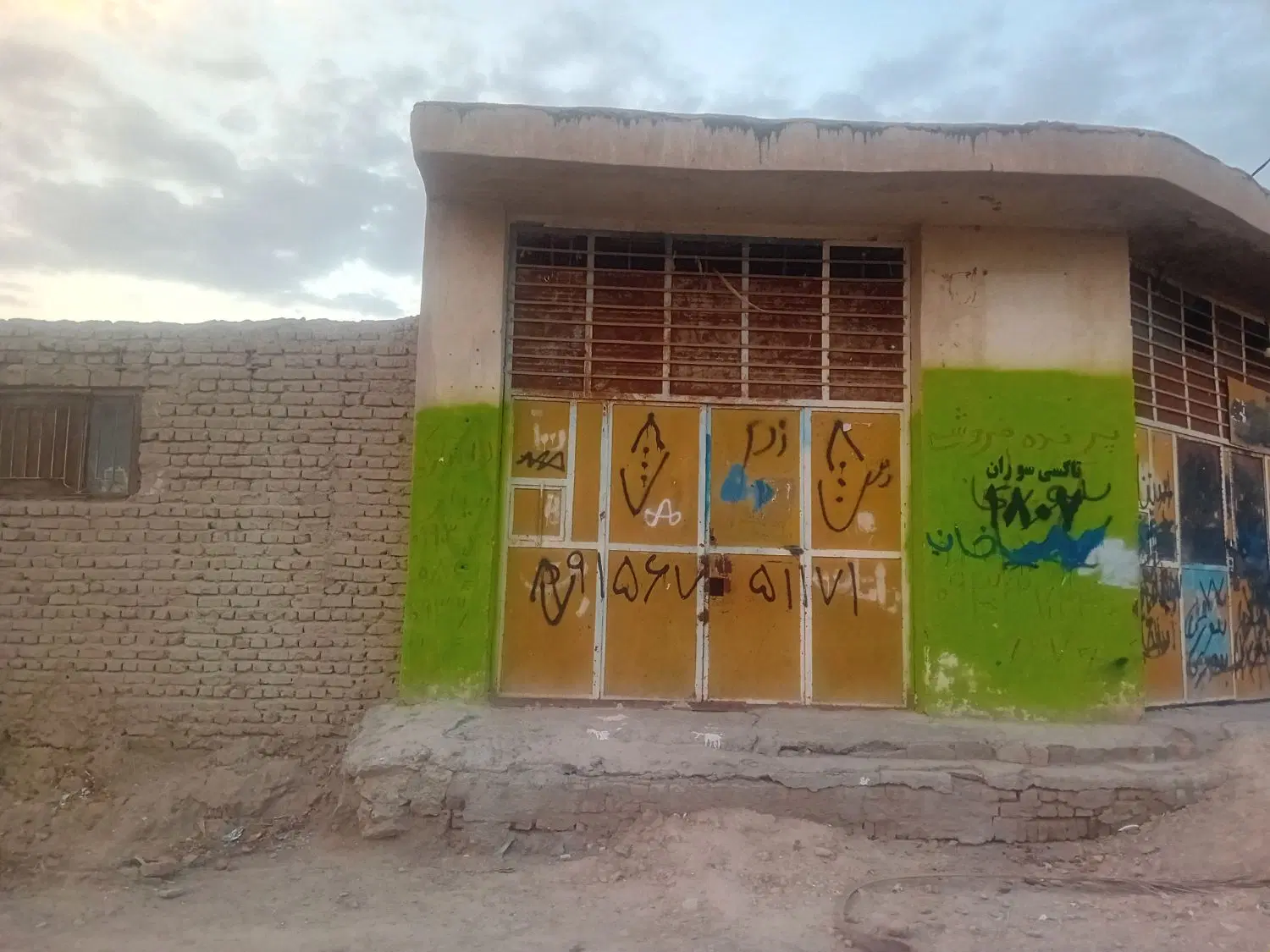 مغازه اجاره ای در خیابان امام خمینی جنوبی