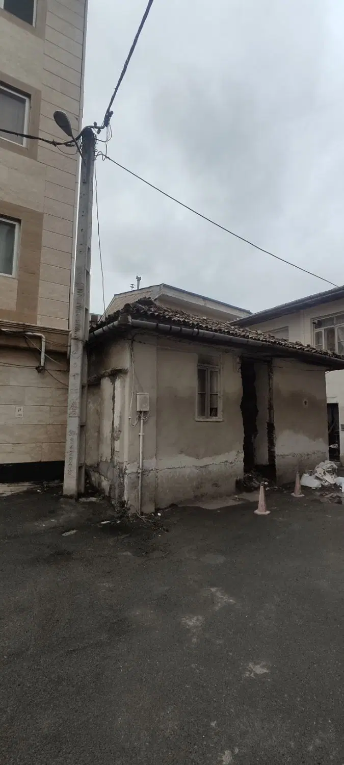 ویلایی ۳۰۰ متر بر کوچه سینما