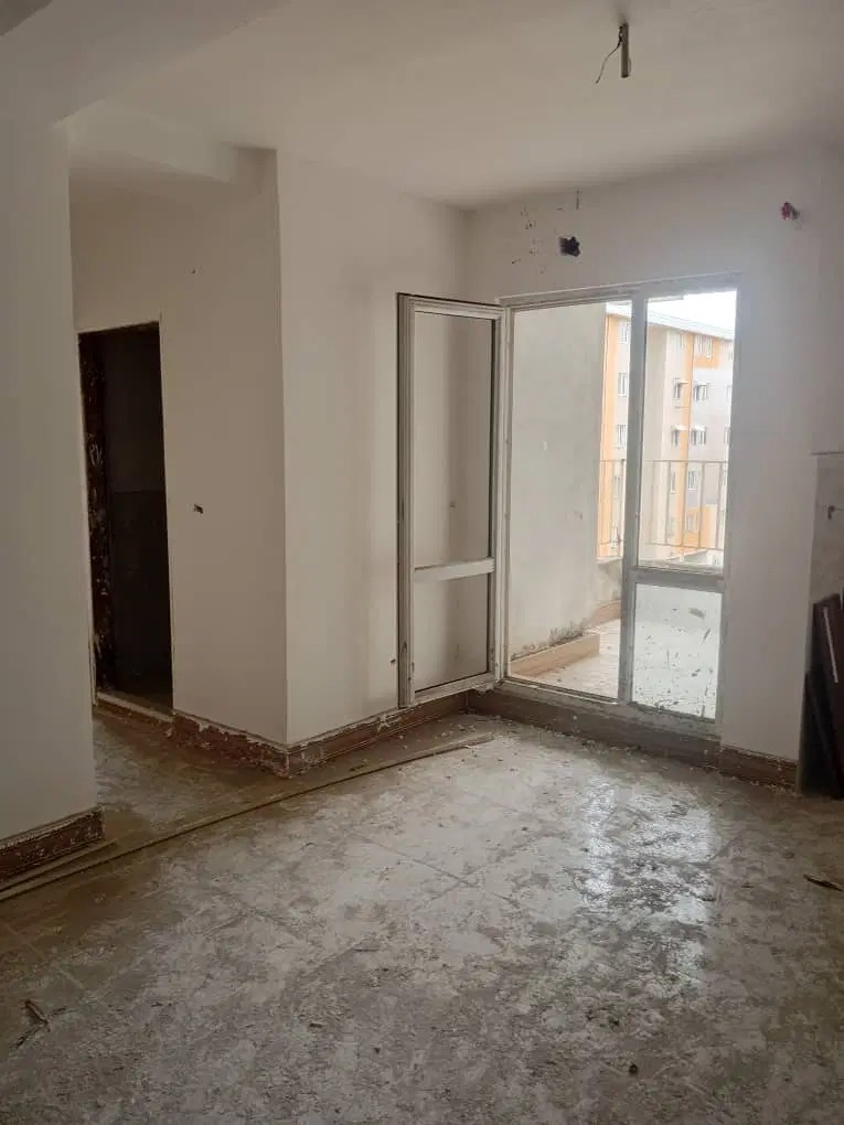 آپارتمان در حال آماده سازی
