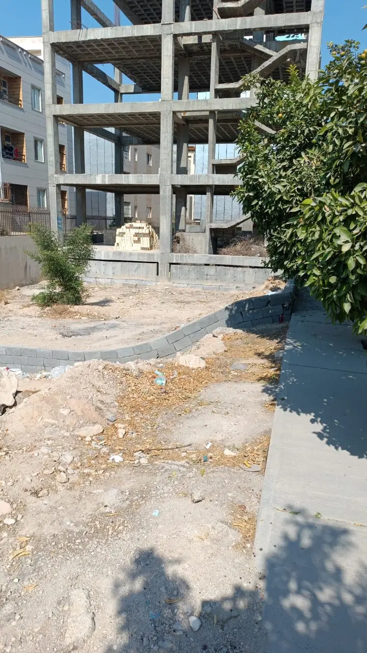 زمین مسکونی و تجاری ۲۱۰ متر داخل شهر جم