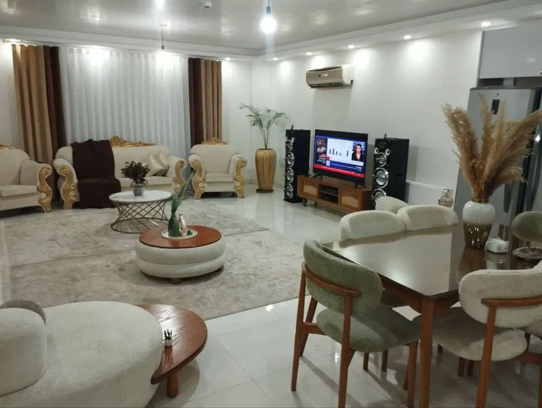 فروش واحد کلید اول ۹۵متری خیابان ۱۸ متری کیانشهر