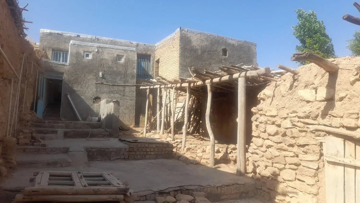 خانه کلنگی