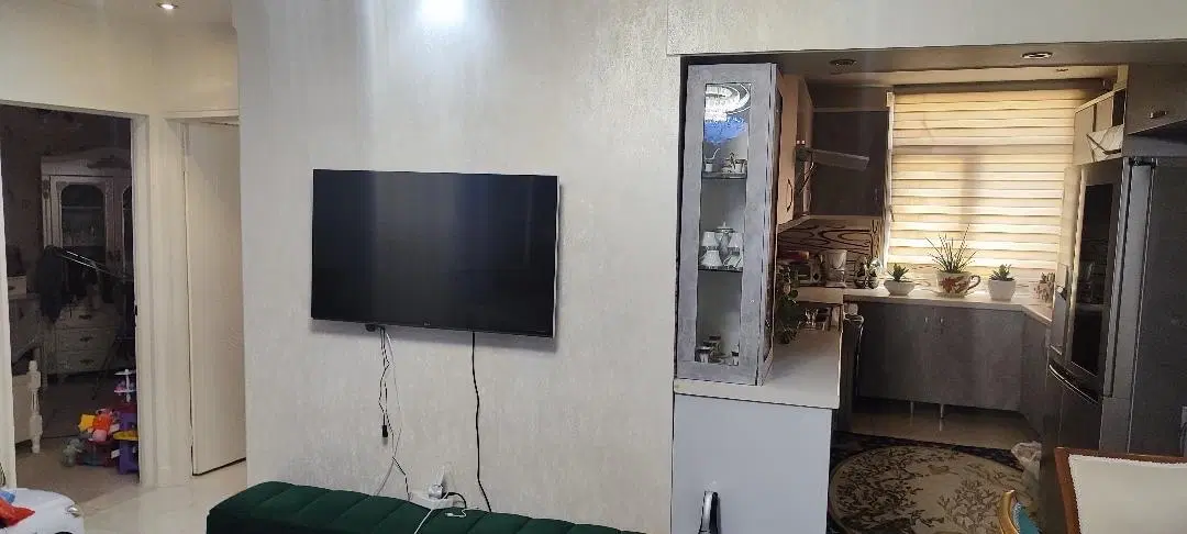 یک واحد آپارتمان ۹۰متر پارکینگ بدون مزاحم تخلیه