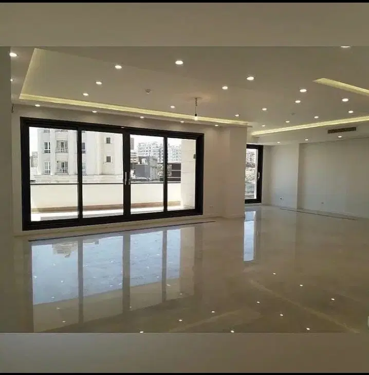 فروش مغازه ۱۱۰متری خ اسفند
