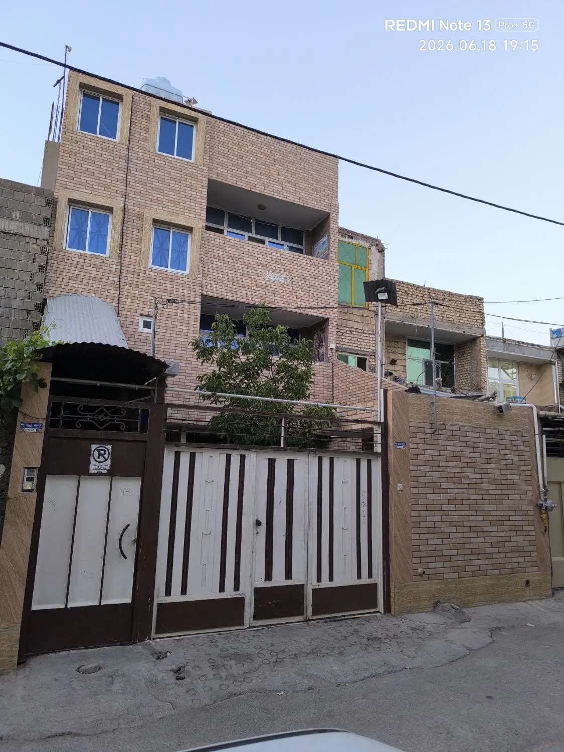فروش خانه ۳ طبقه