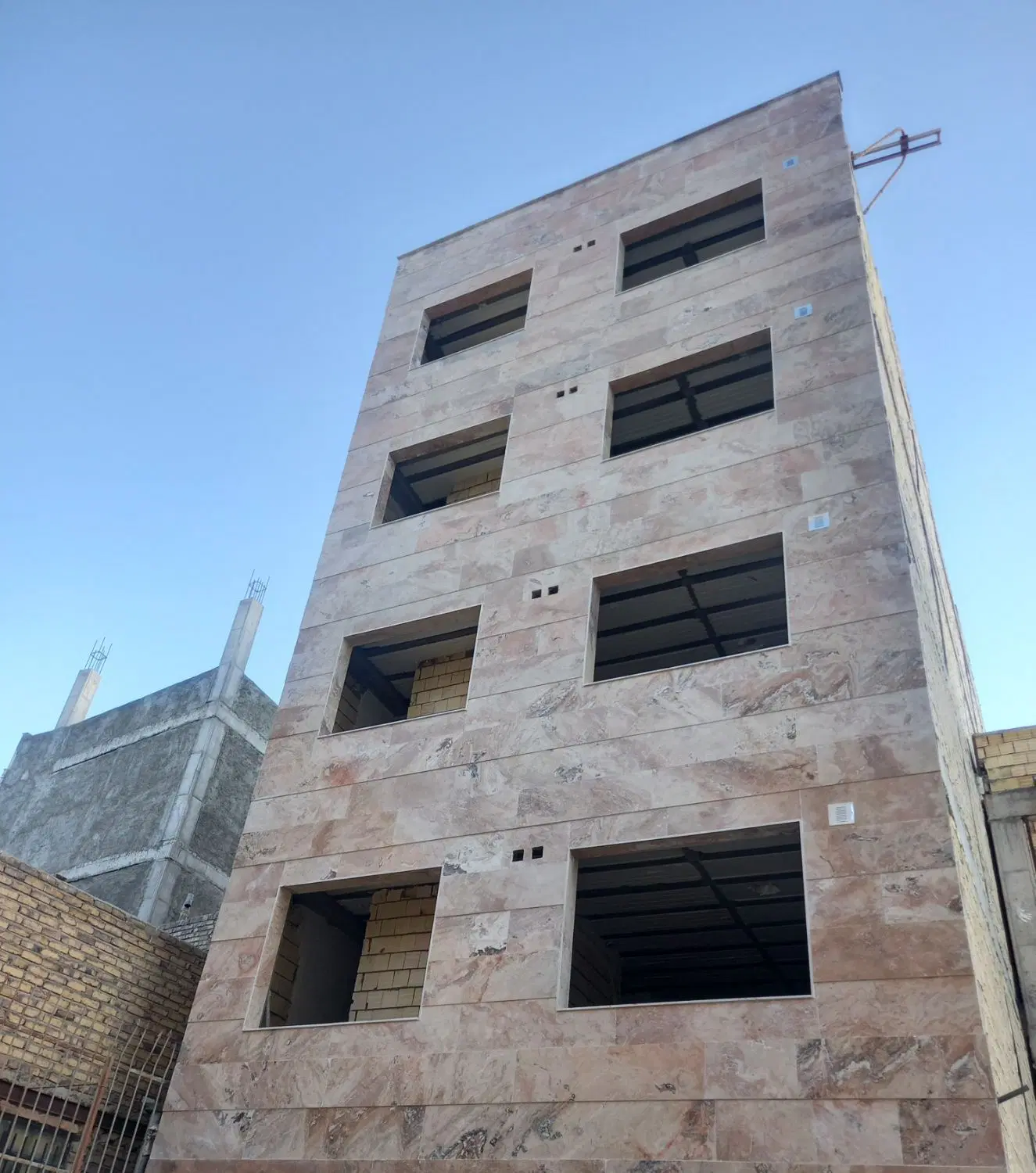 فروش واحد مسکونی گاوخانه