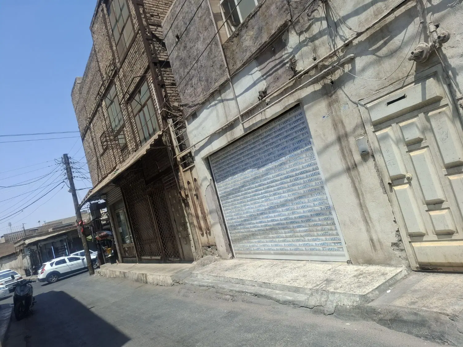 ملک تجاری مسکونی در یوسفی