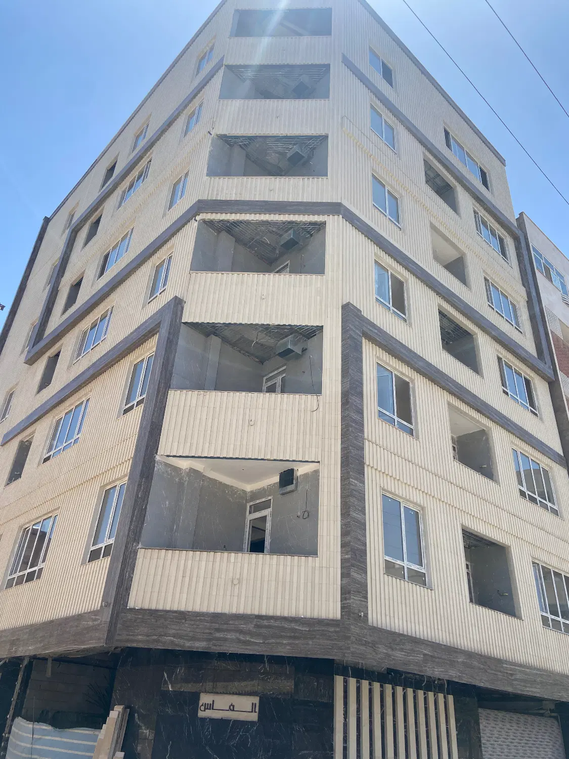 پارک مطهری صالحی ۱۲۰ متری سه خواب