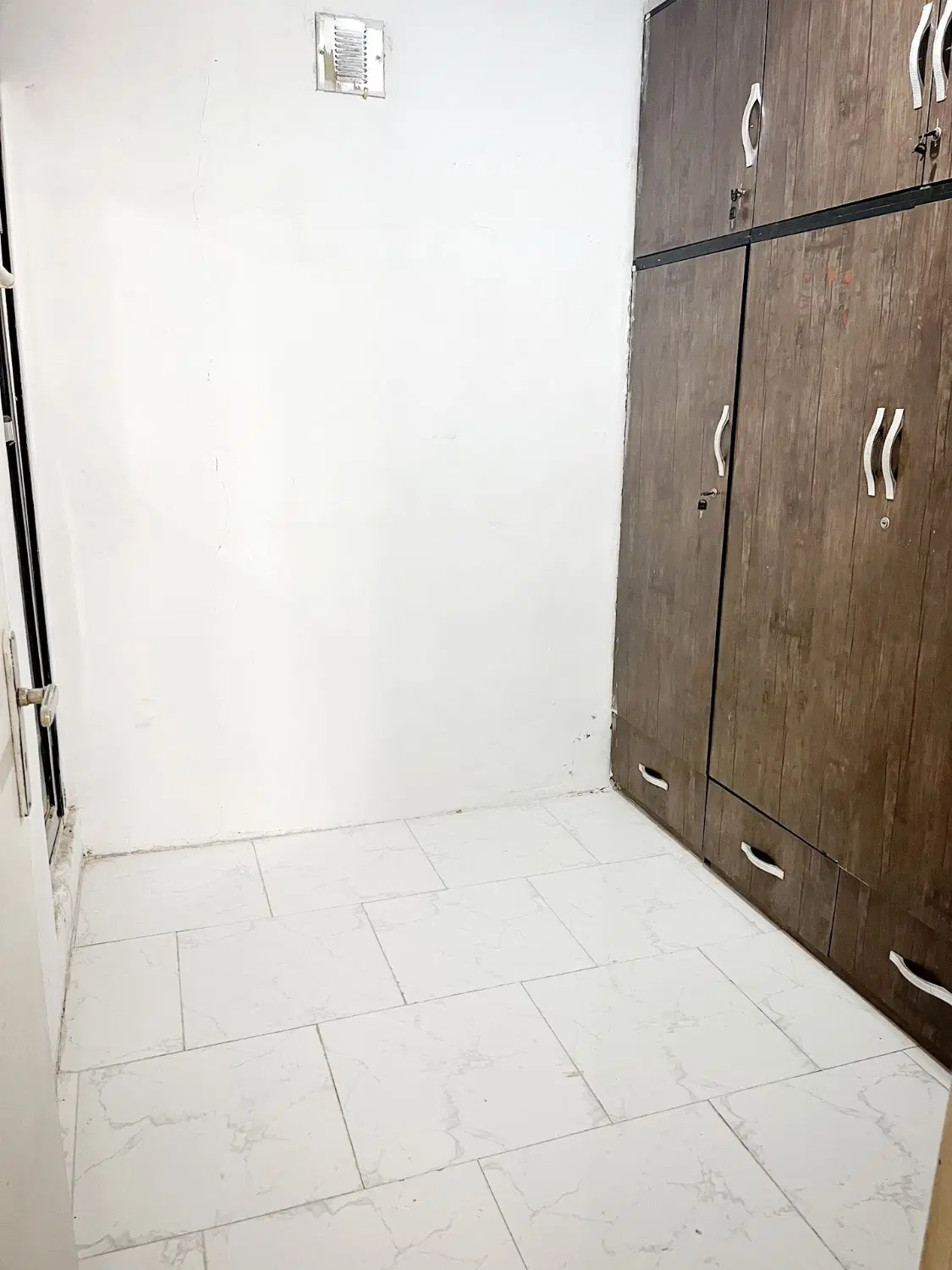 اجاره واحد ۴۵متری نورگیر و خوش نقشه