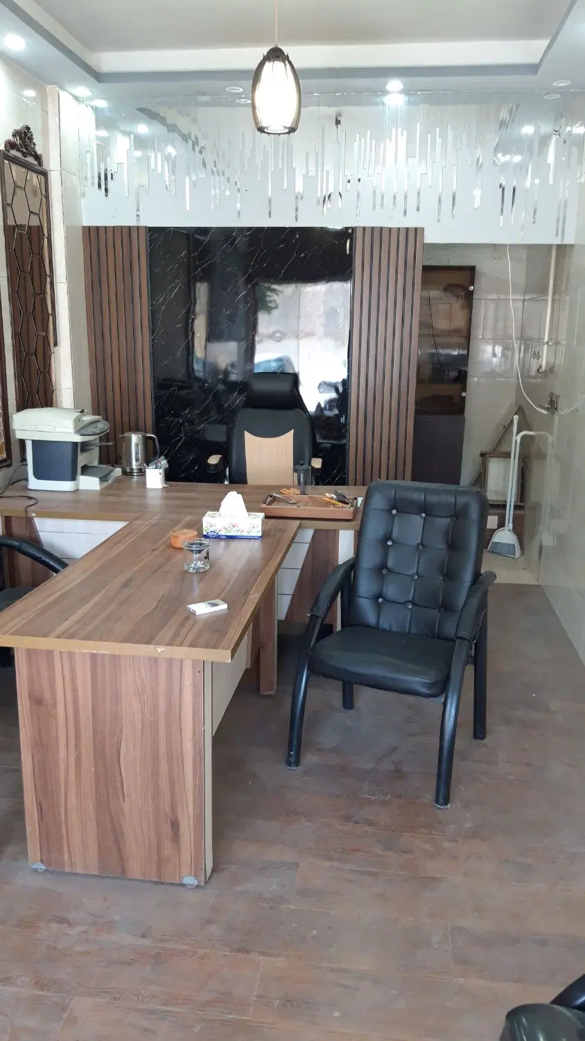 مغازه ۱۸ متری شیک علوی