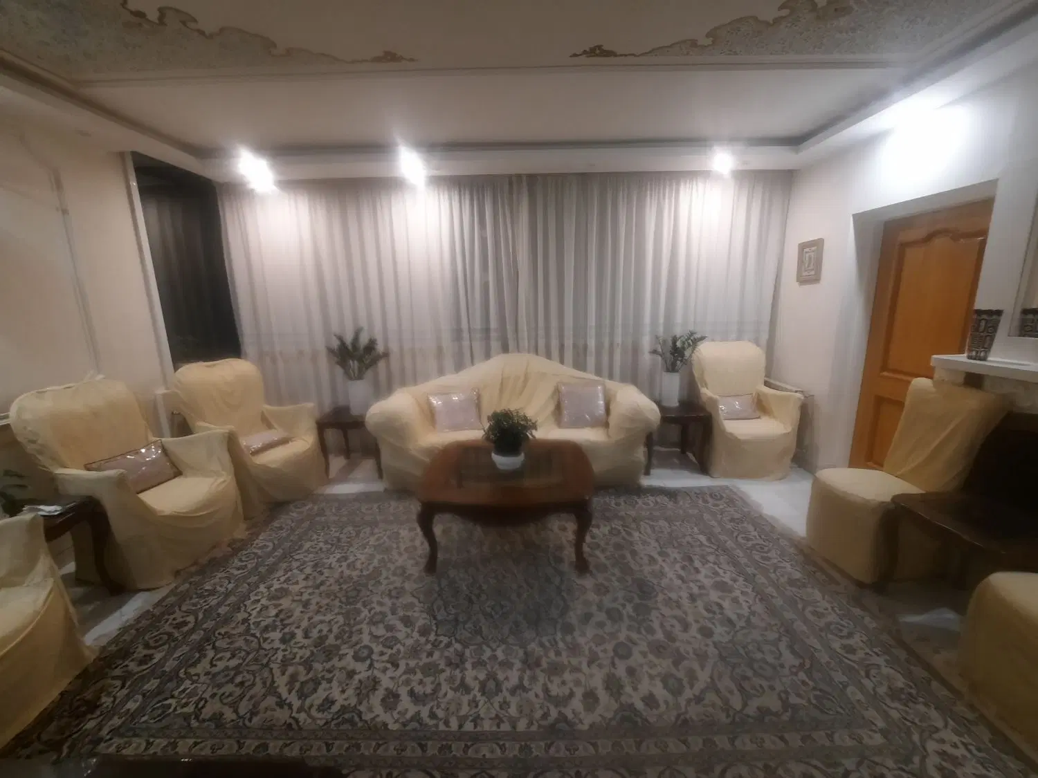آپارتمان ۱۲۰ متری