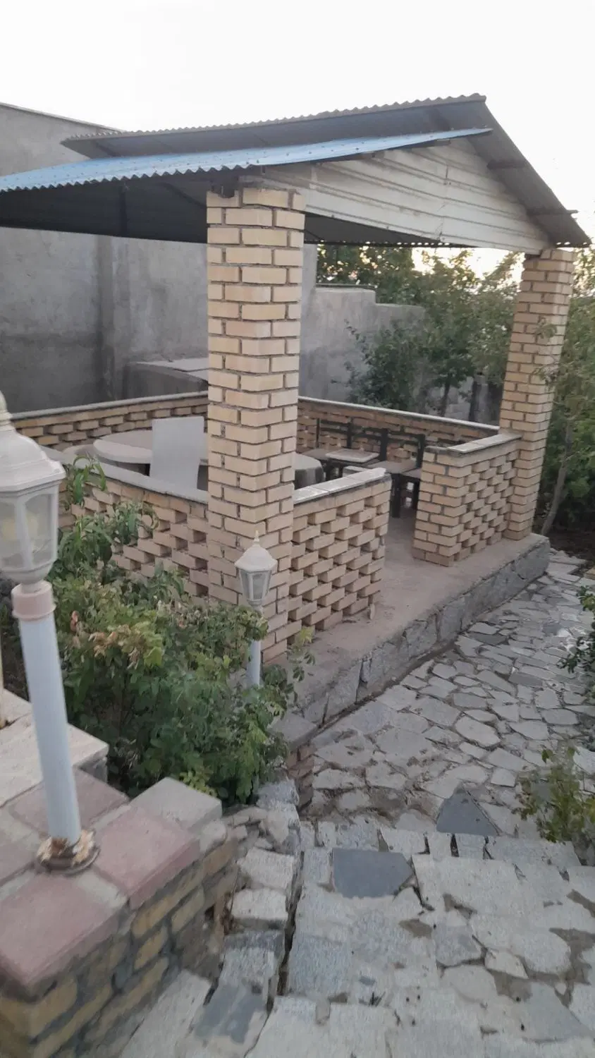 باغ روستای یکانه