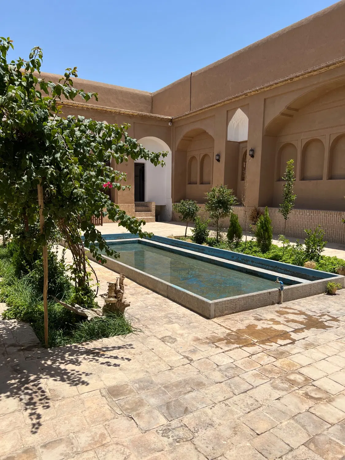 اجاره اتاق برای کسب و کار هنری