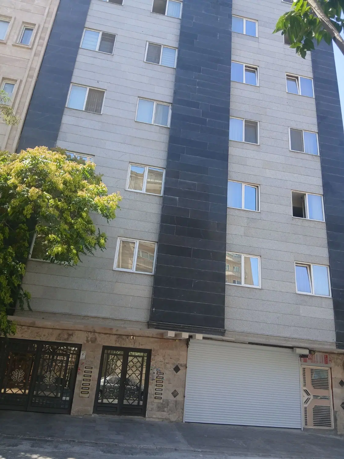 فروش واحد مسکونی ۱۷۰ مترمربع ولیعصر جنوبی