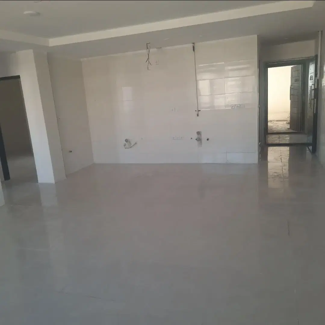 واحد ۹۵ متری مهرشهر پارکینگ دار کلید اول