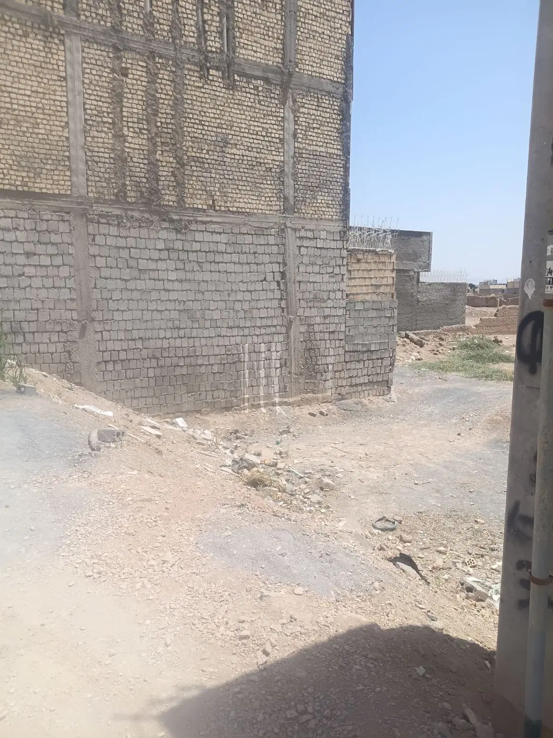 زمین ۱۲۰مترچهارباغ توغلاف