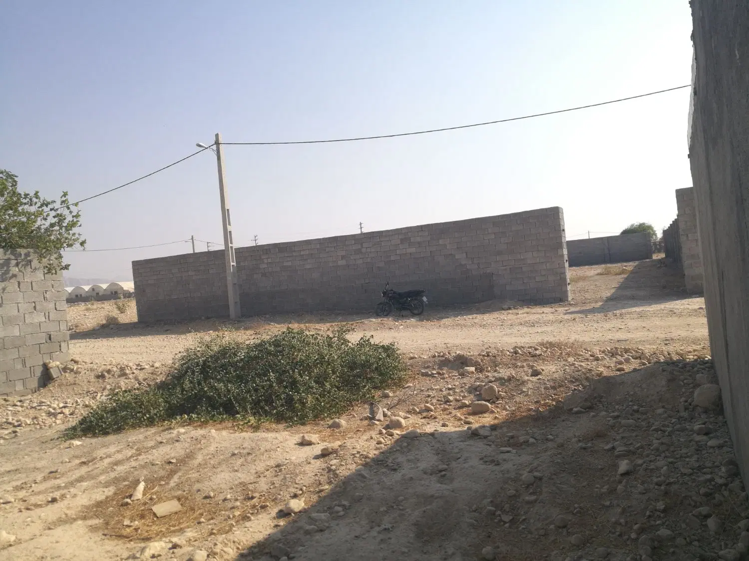 زمین سند ثبتی کنار متولی جاده سلامت