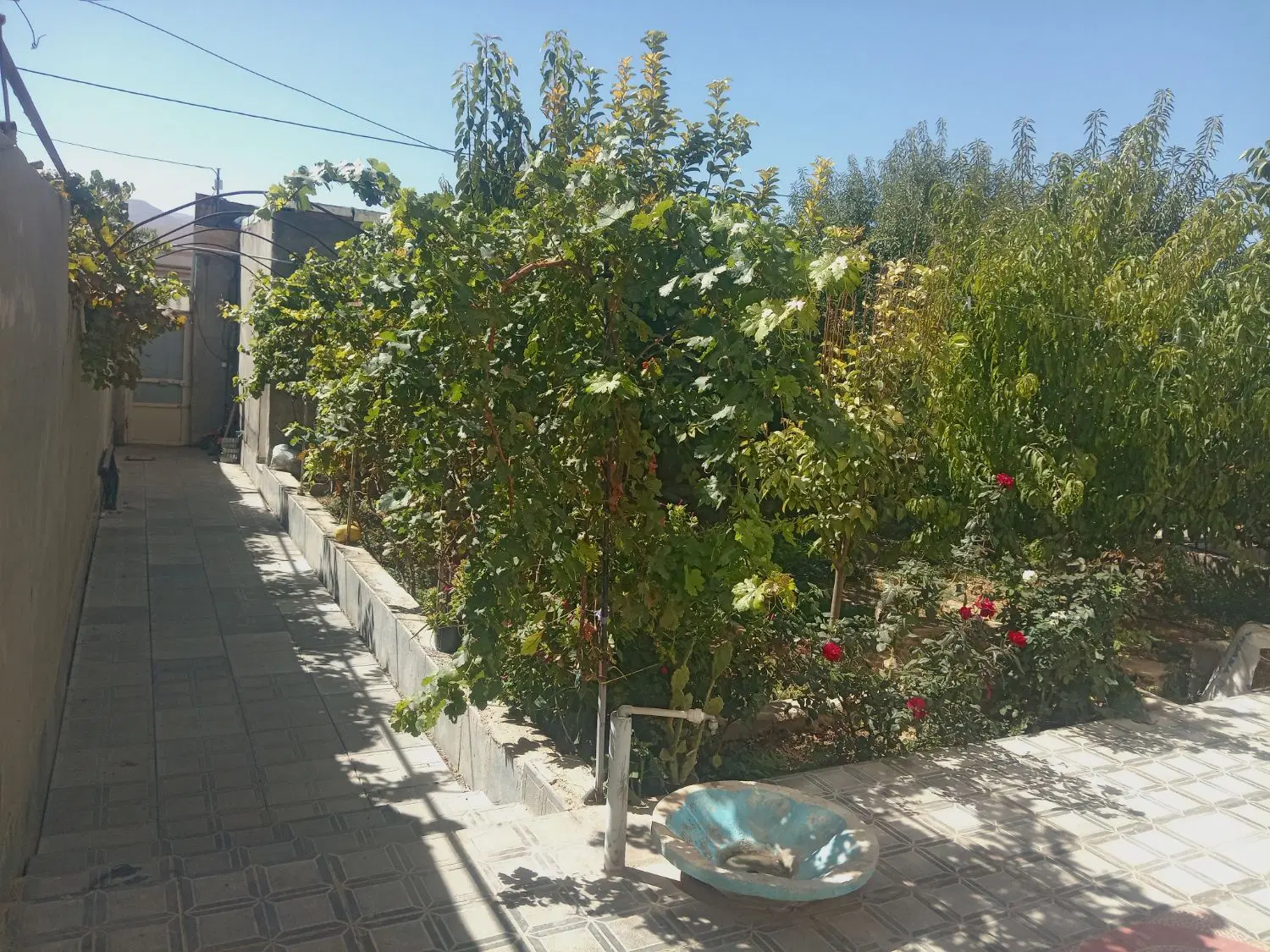 خانه ویلایی در شهرک گلیان