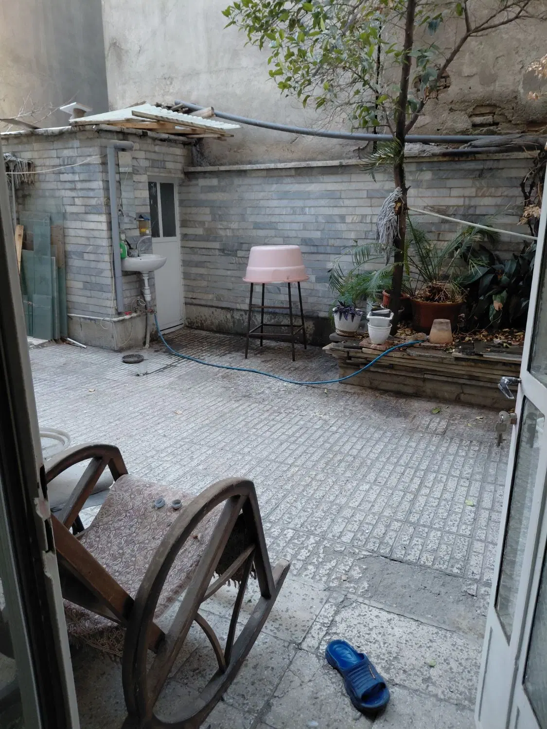 خانه کلنگی قابل سکونت