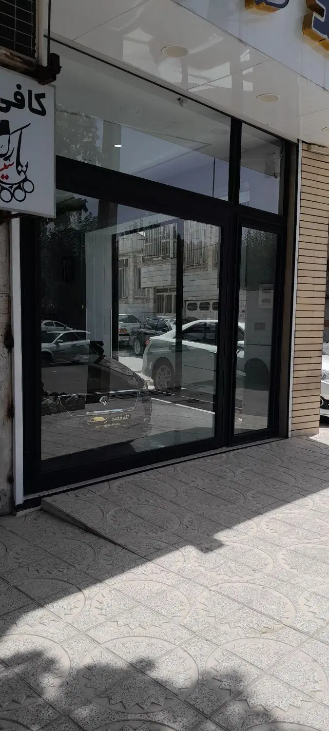 مغازه پنجاه متری تجاری