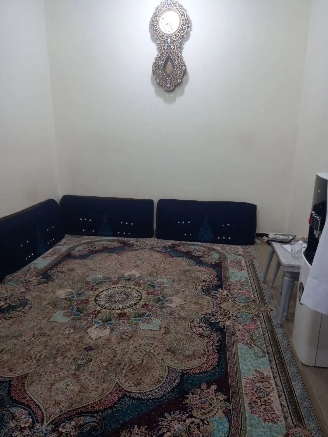 منزل ویلایی درمرکزشهر چهاراه زند