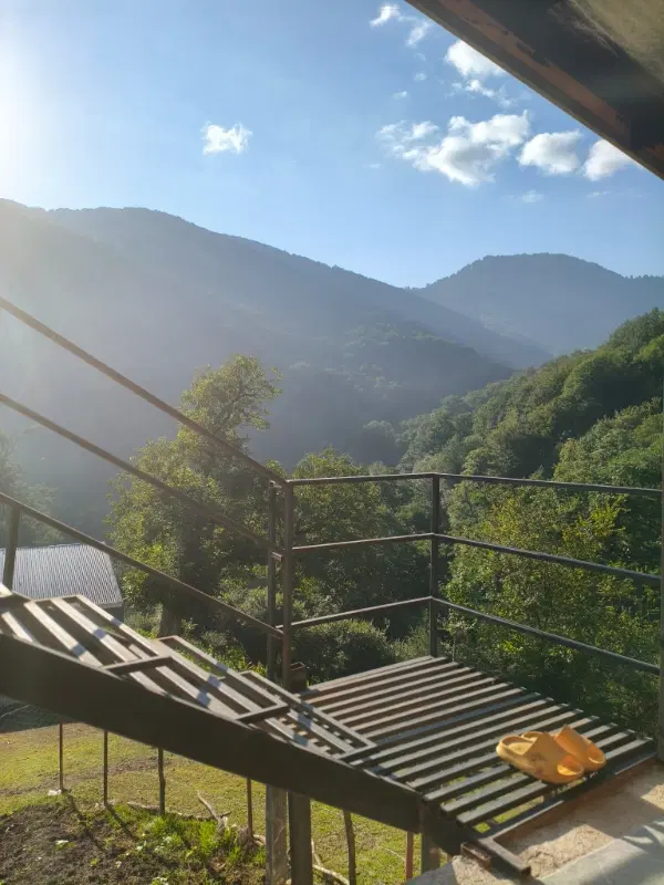 ۸۰۰ متر زمین باغی
