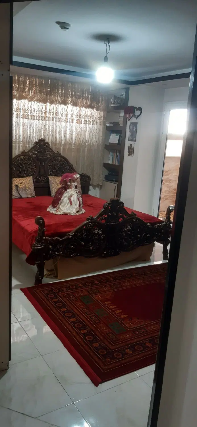آپارتمان ۱۳۰متری بسیار شیک