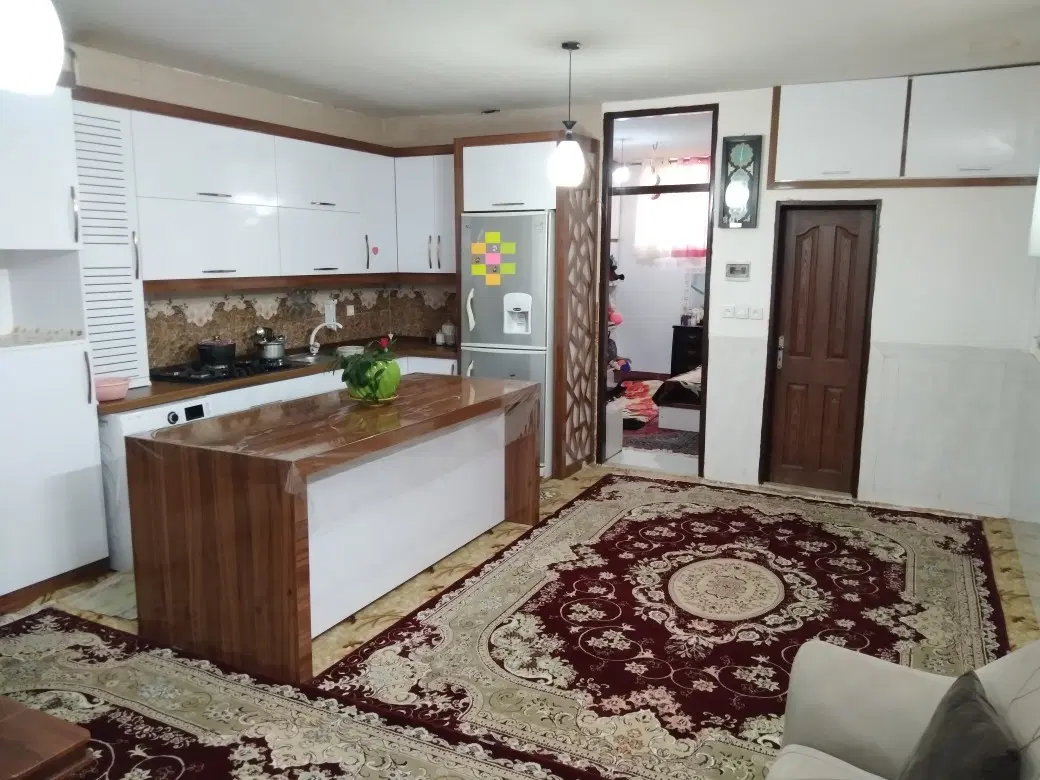 فروش آپارتمان همکف حیاط دار