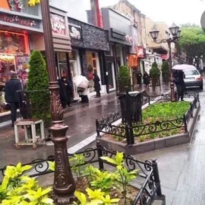 ملک قدیمی در سنگ فرش تربیت