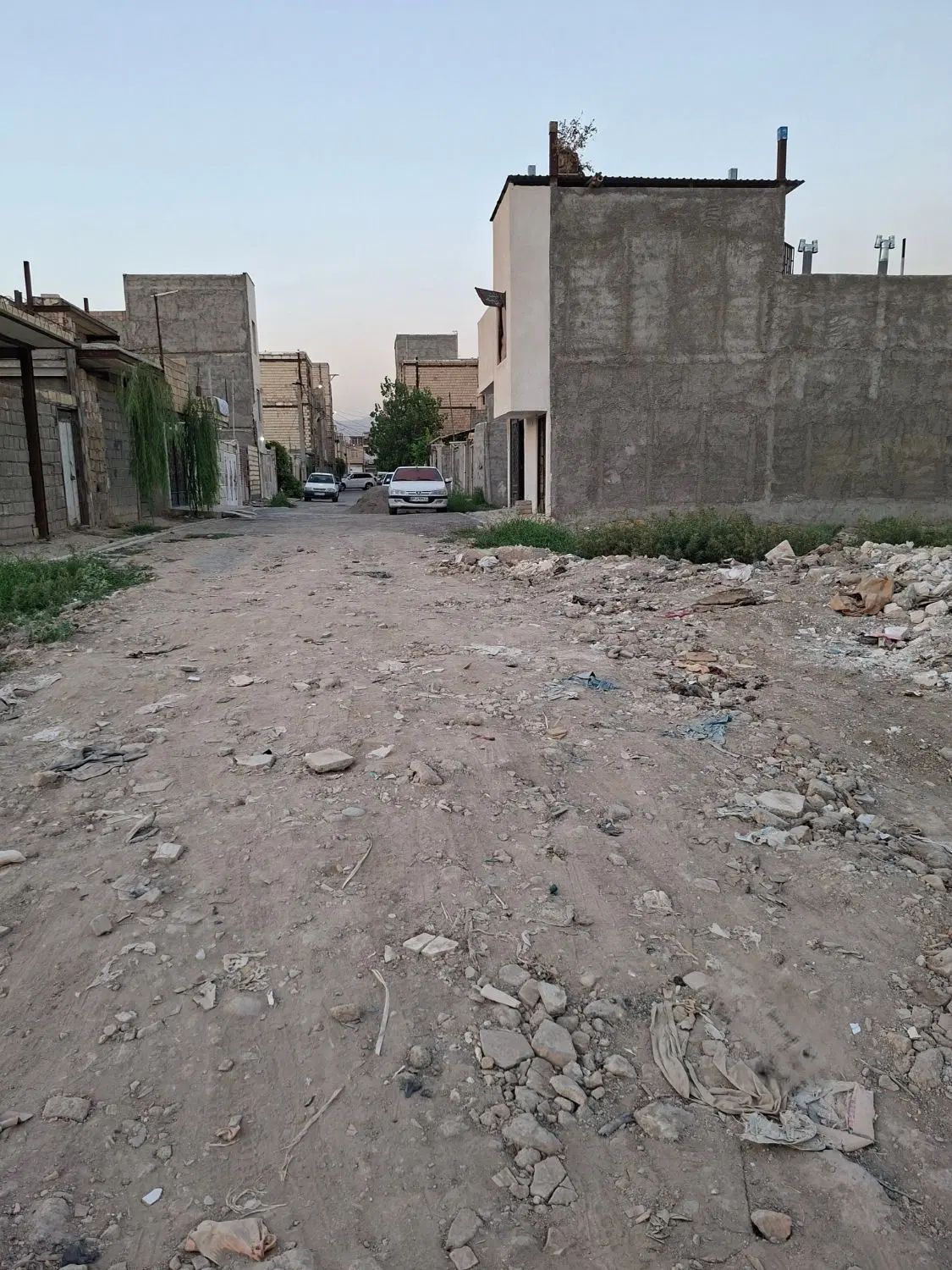 زمین ۱۲۰ متری