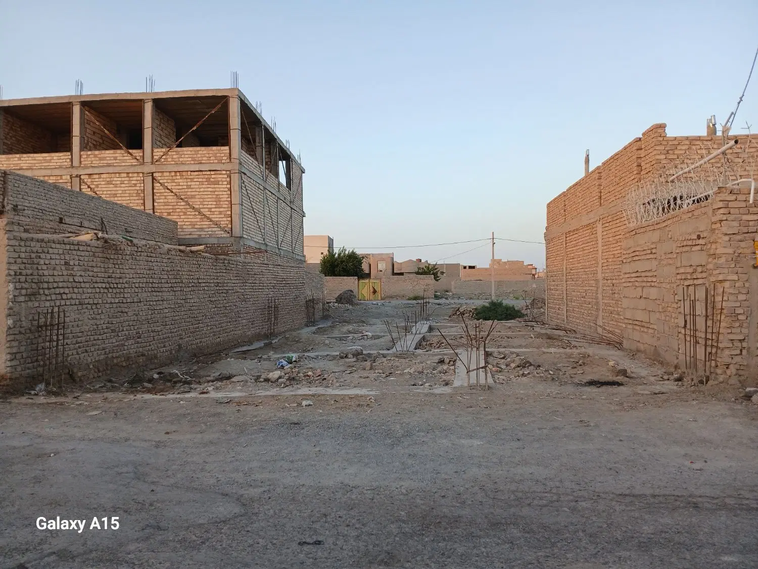 زمین مسکونی شهرستان هیرمند