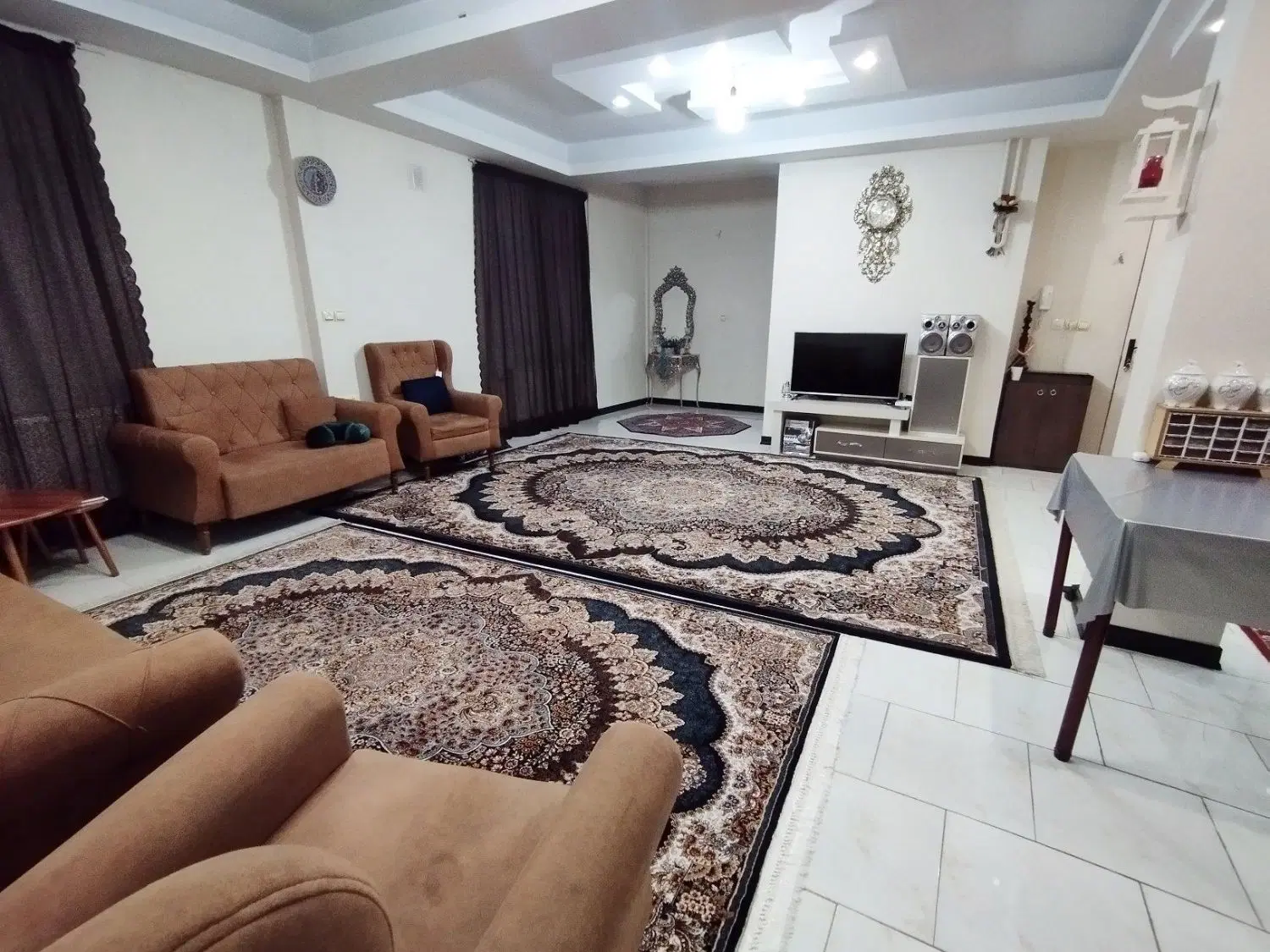 آپارتمان شیک در شهرک‌مدنی همدان