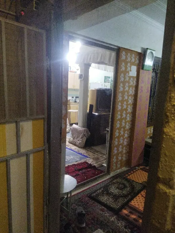 مغازه ۵۰متری