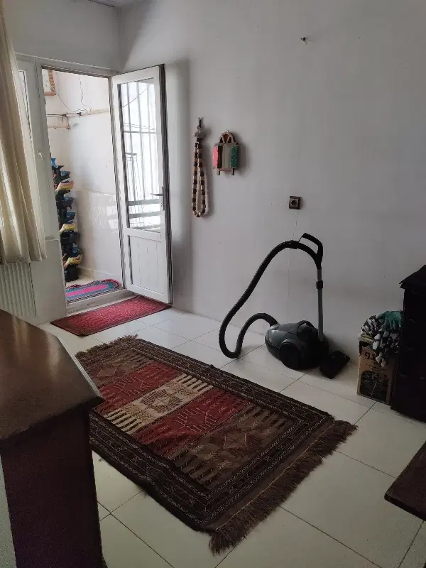 خونه ۸۵ متری تمیز