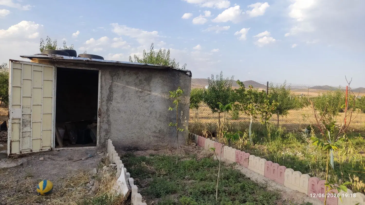 باغ زعفرانیه رشتقون