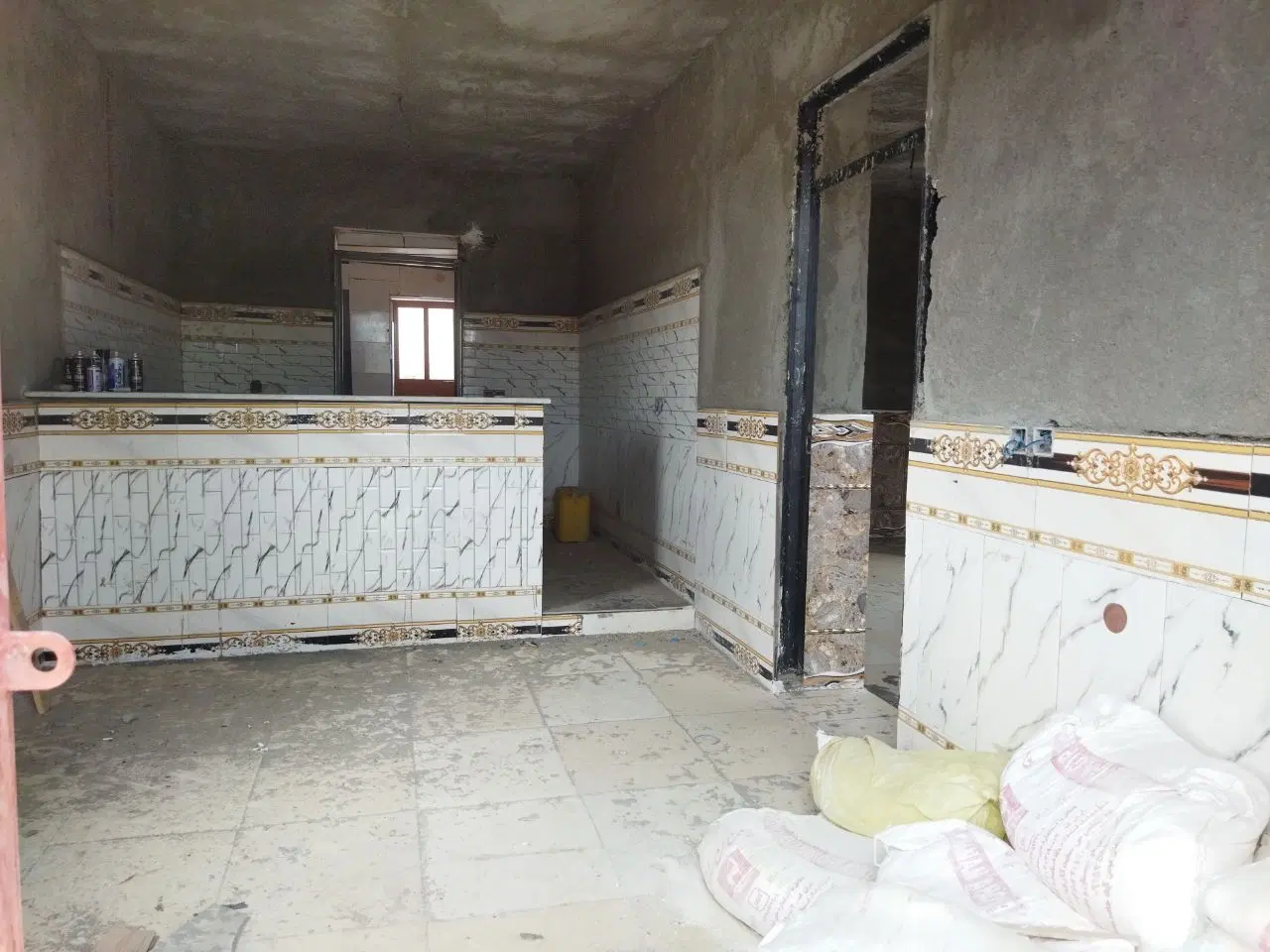 خونه اجاره لوطین