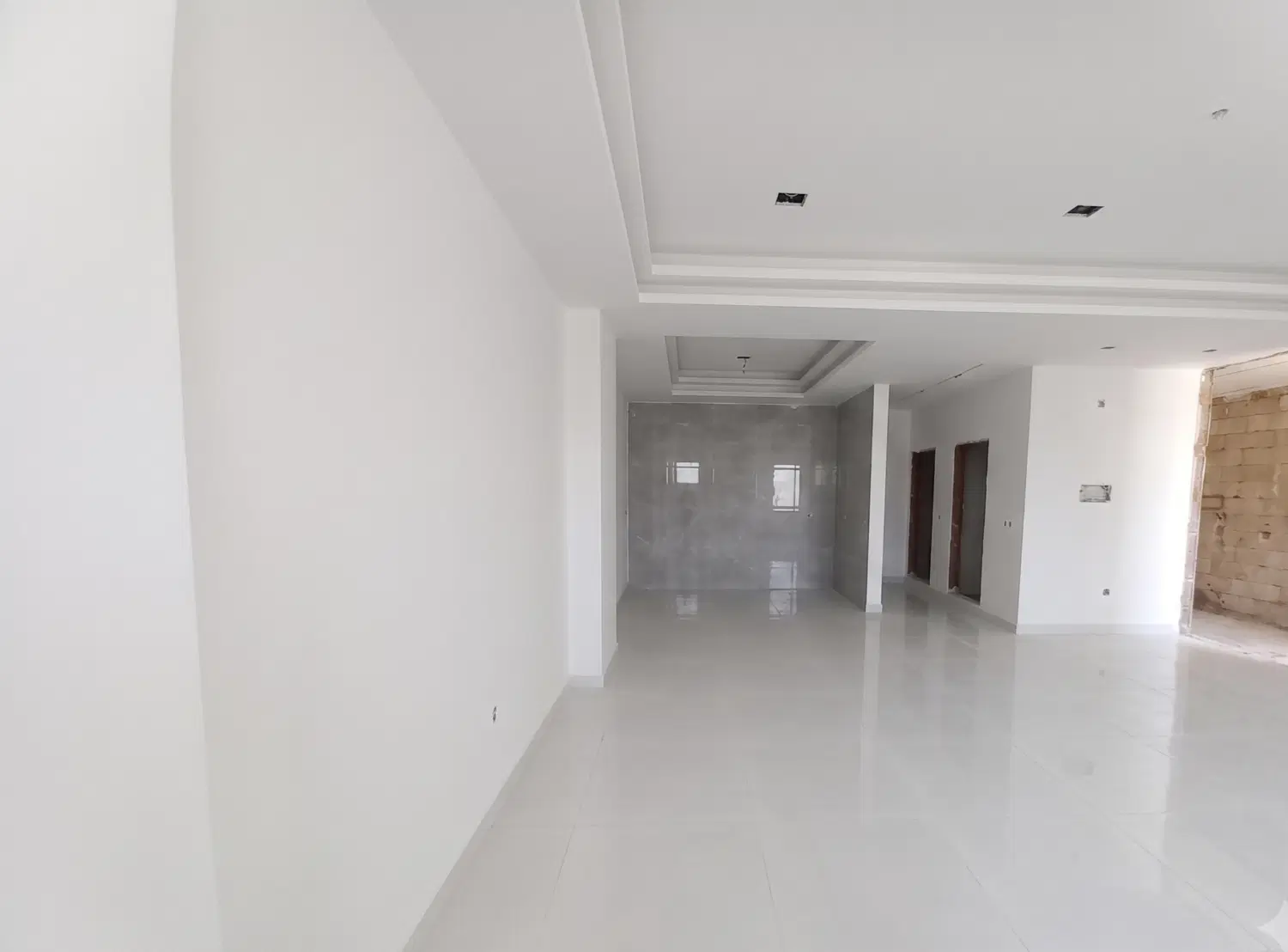 آپارتمان ۸۷ متری دو خواب خیابان مدرس