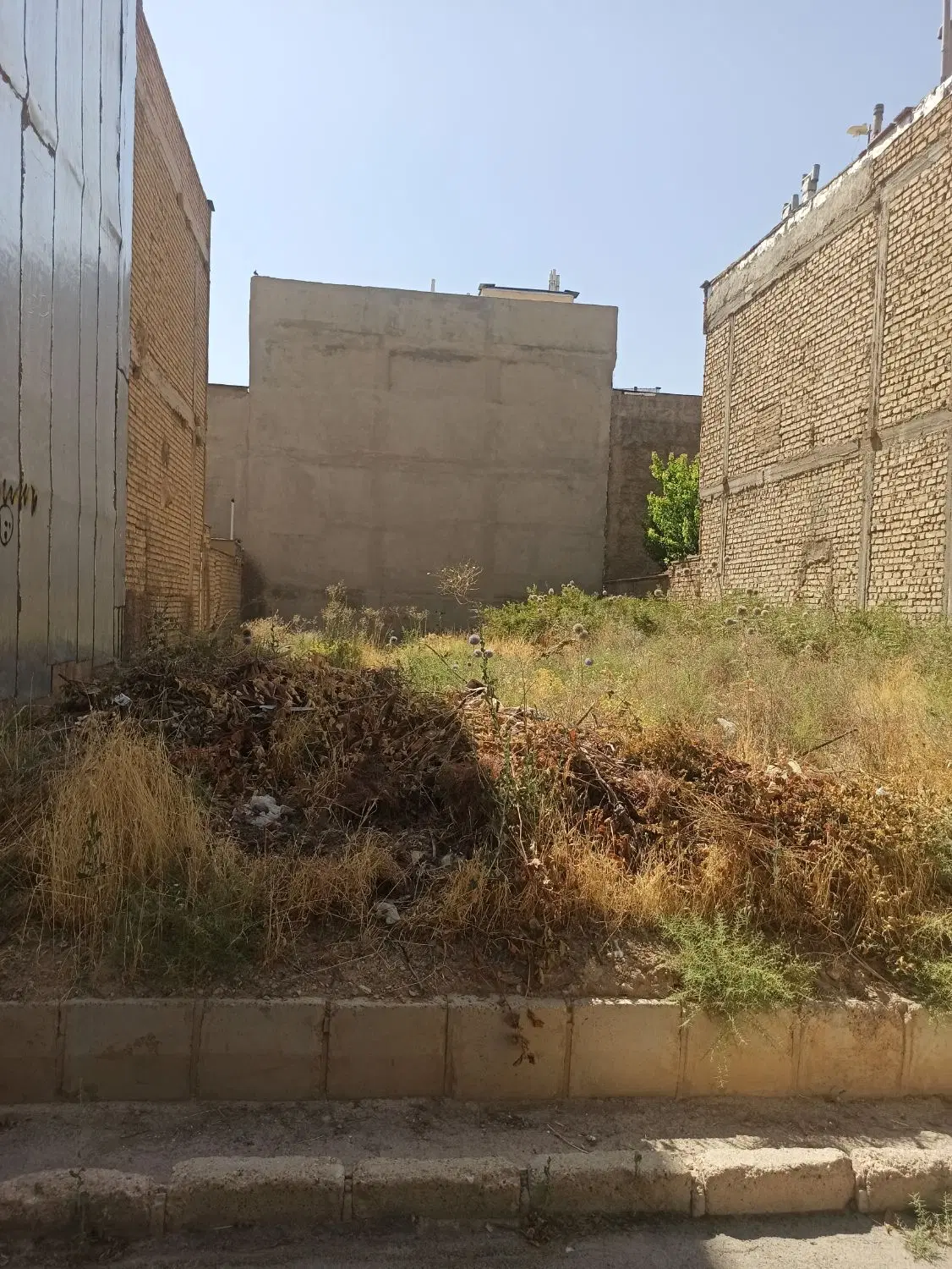 فروش زمین 200متری مولانا
