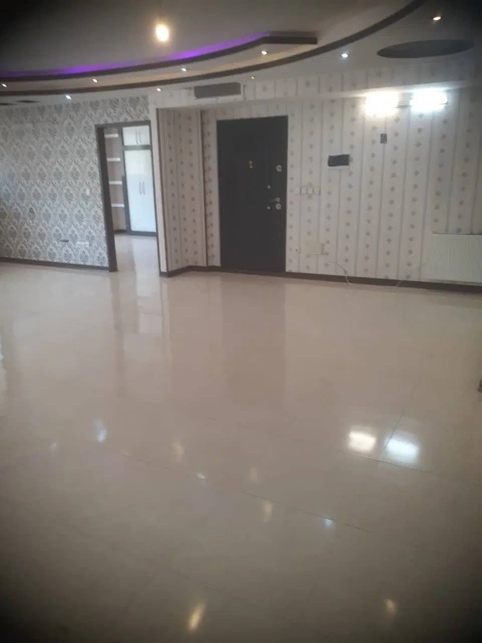 آپارتمان ۱۷۰ متری لوکس