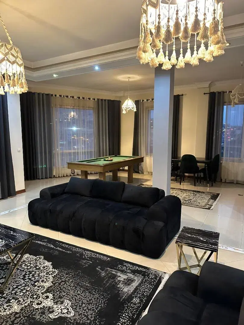 کنار بیمارستان نیکان ۲خواب۱۲۰ متر مجرد خانواده