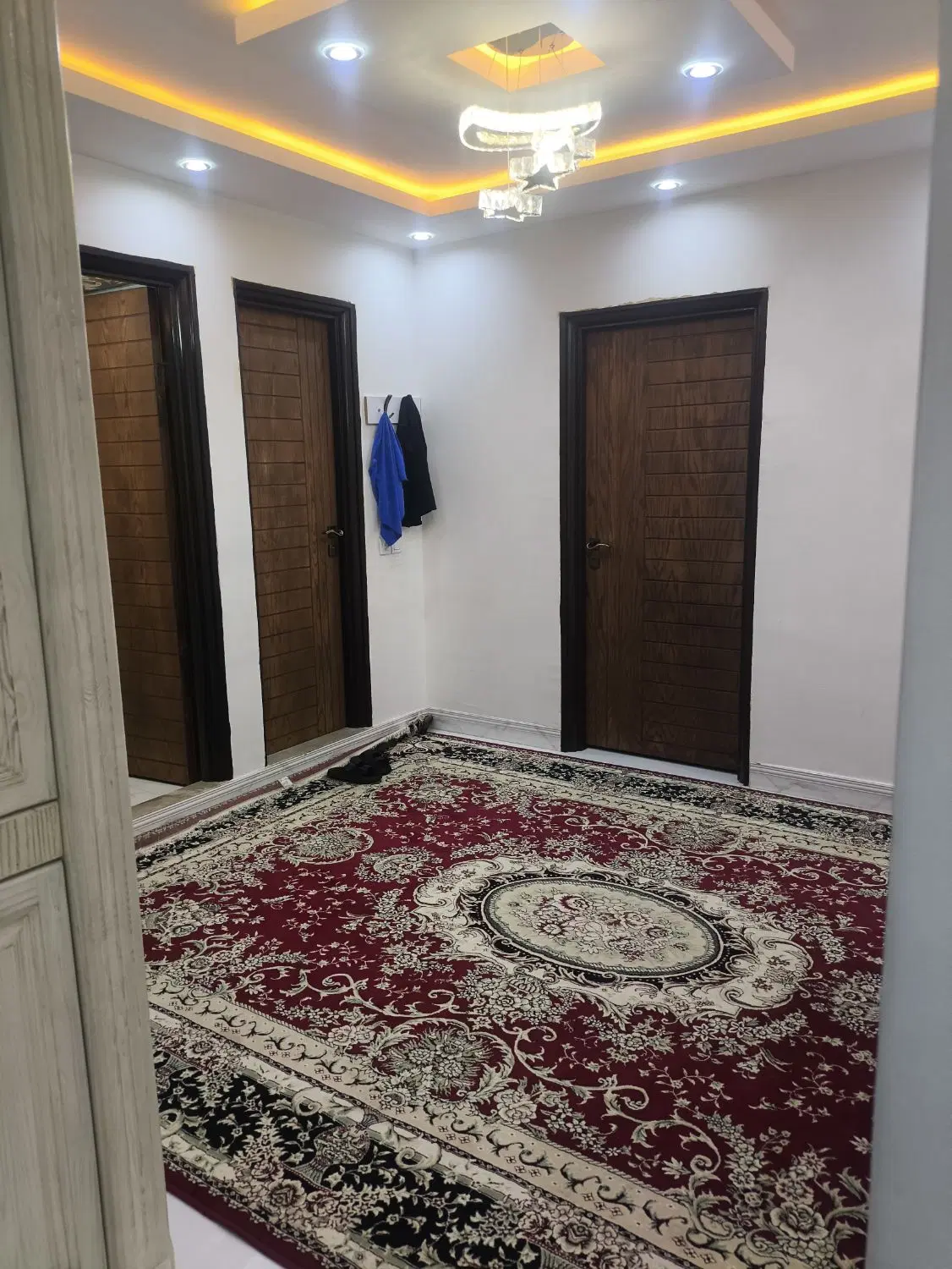 فروش ساختمان چهار طبقه مسکونی تجاری