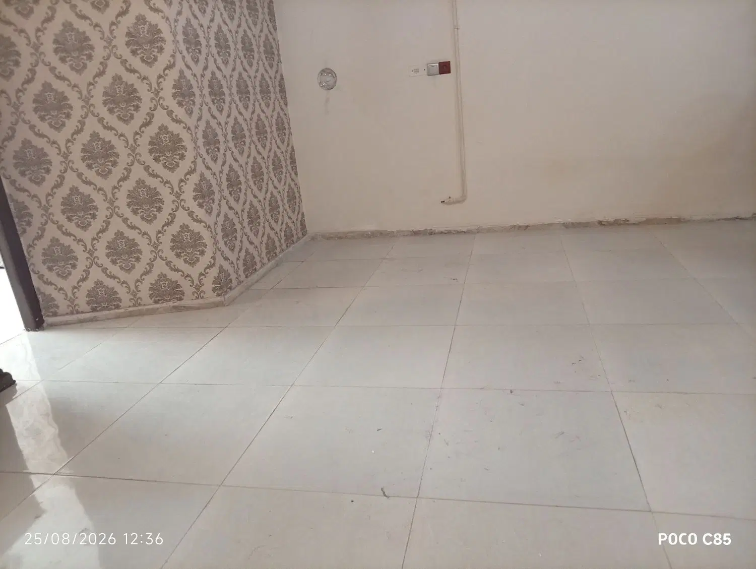 آپارتمان همکف در چمن