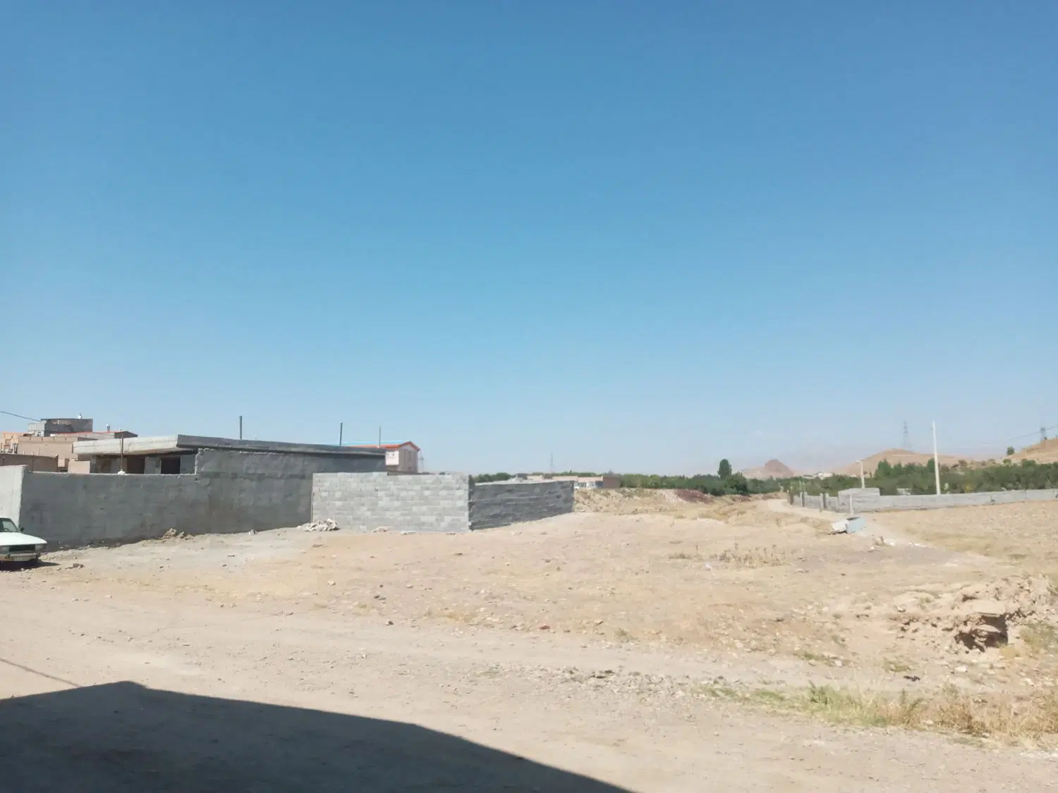 زمین مسکونی