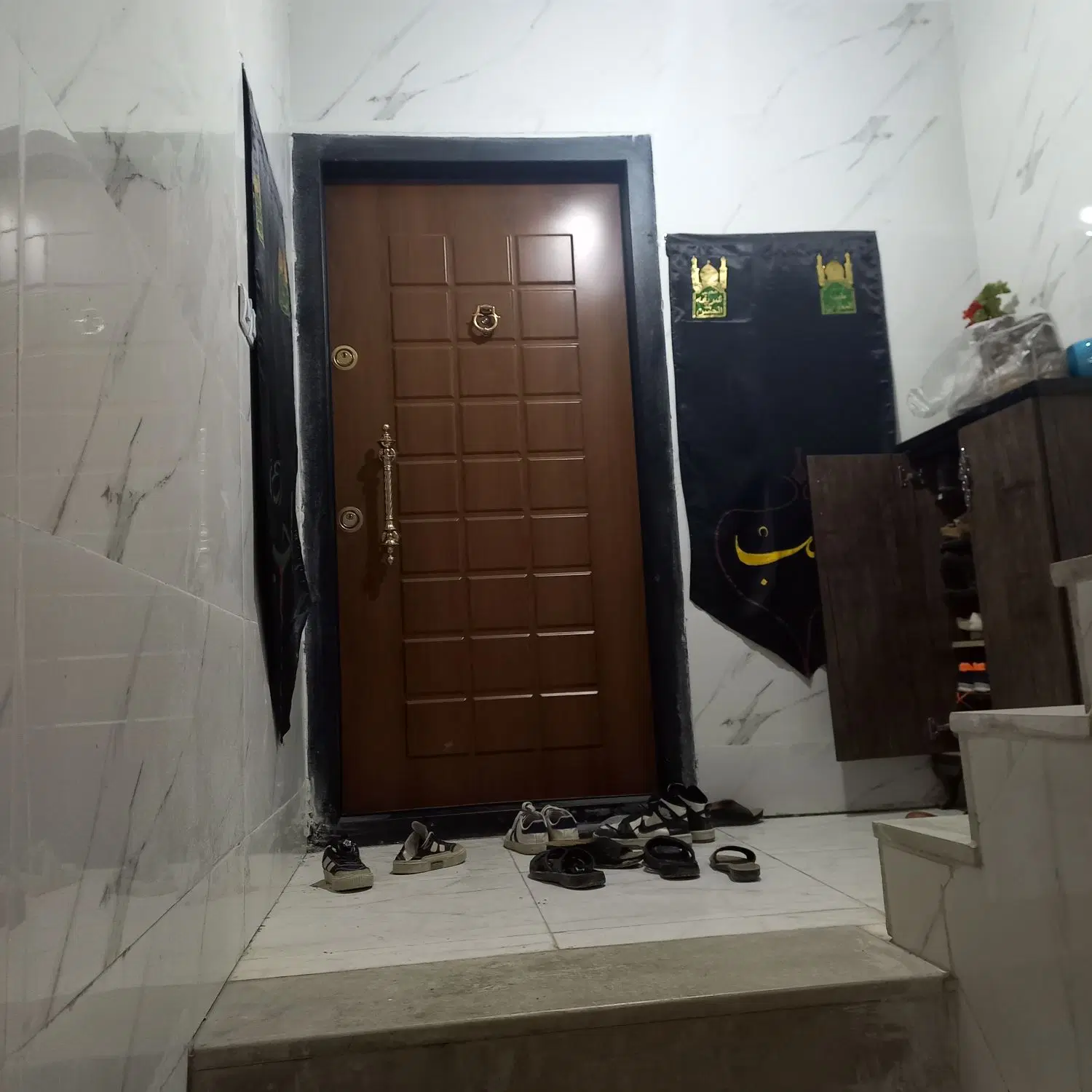خانه ۳ طبقه شهرک جهادسنگ نما نورپردازی