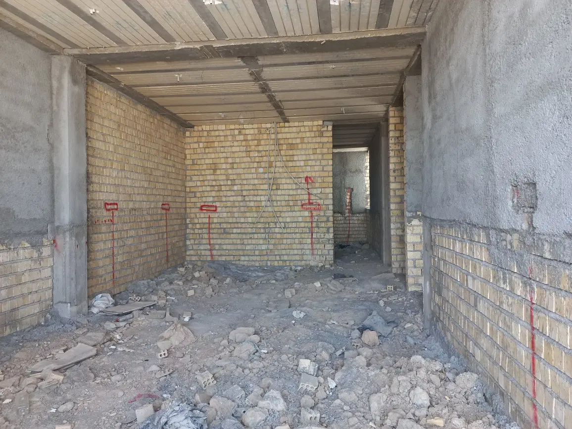 خانه ویلایی نیمه کاره