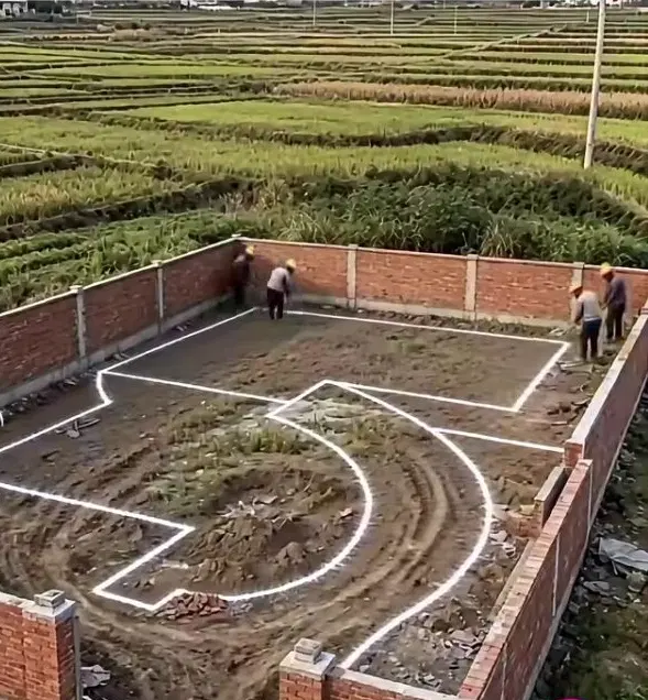 ۷۰۰متر مسکونی برشبکه اصلی باغ شهر کامو