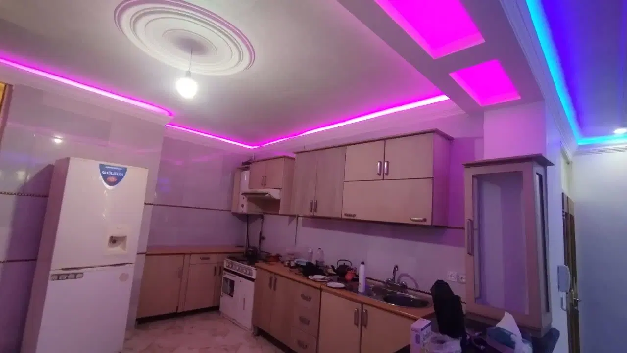 خانه دو طبقه تمیز