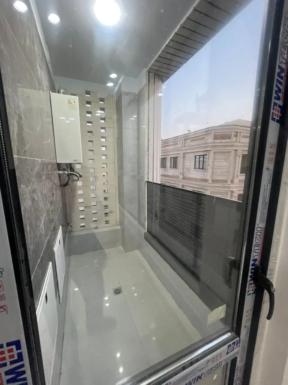 ۷۵متری _ نوساز _ بهترین لوکیشن